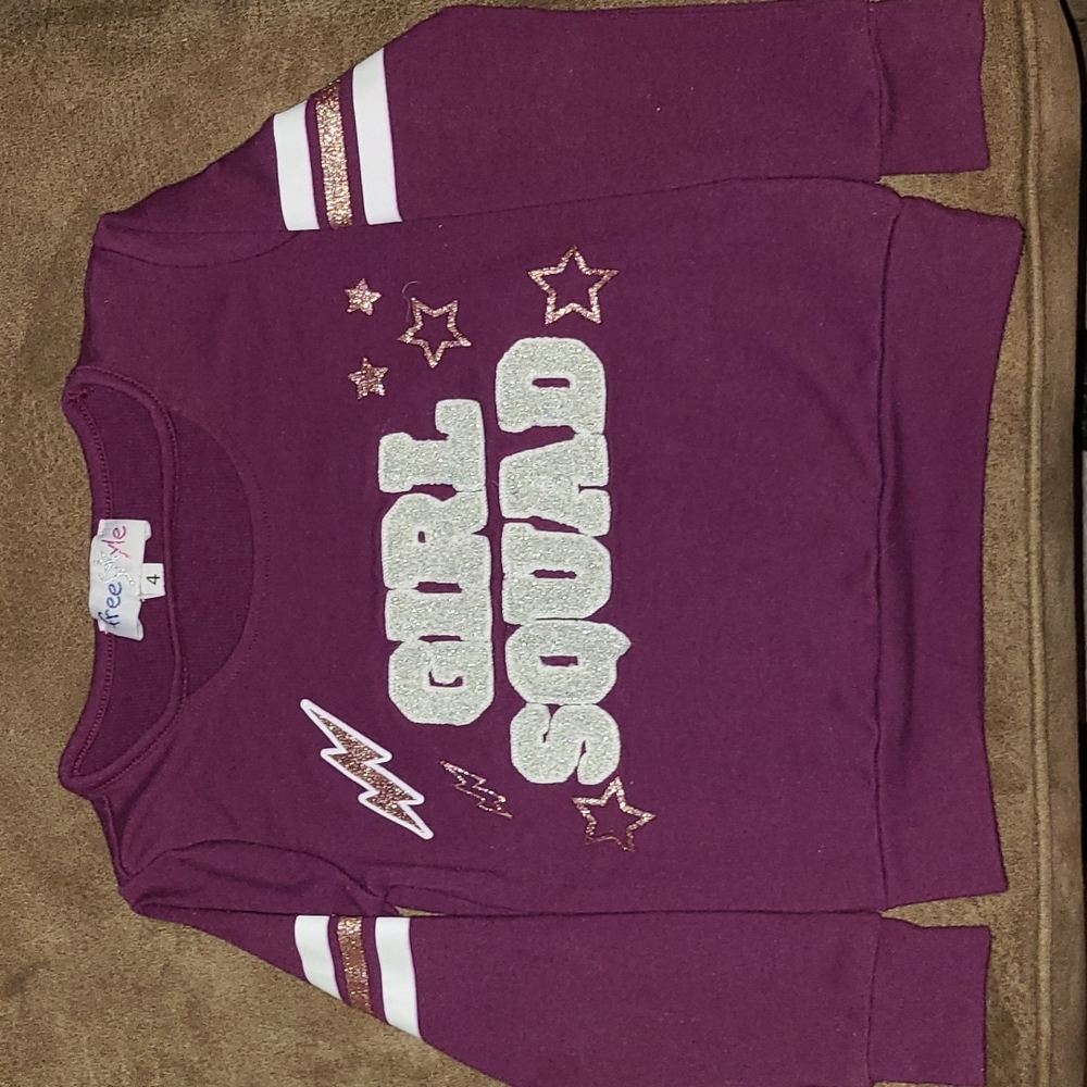 Long-sleeved girls shirt/sweater
